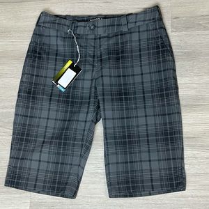 NWT NIKE GOLF Tour Performance Dri Fit Stay Cool Shorts Size 6